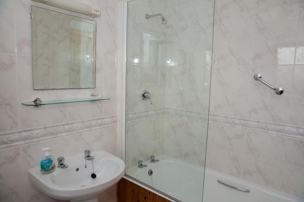 Fort Farmhouse B&B Каслгрегори Экстерьер фото
